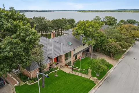 6010 Englishoak Dr, Arlington, TX 76016