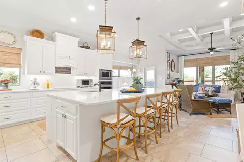 9664 Rio Frio Trl, Fort Worth, TX 76126
