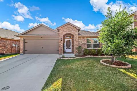 1120 Autumnwood Dr, Azle, TX 76020
