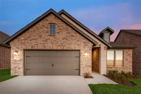 704 Juneau St, Gainesville, TX 76240
