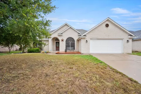 111 Clyde Dr, Aledo, TX 76008