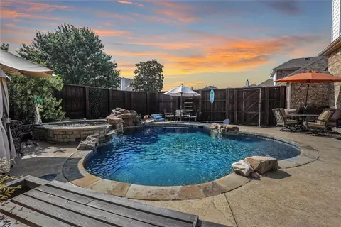5944 Coral Ridge Ct, Frisco, TX 75036