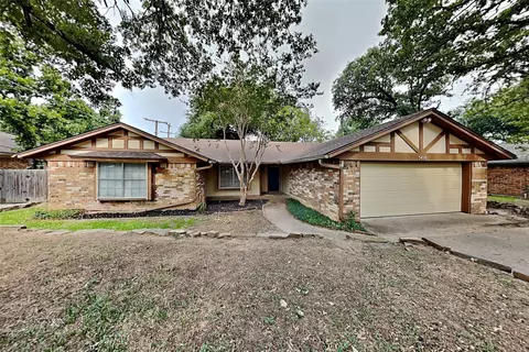3416 Walden Trl, Arlington, TX 76016