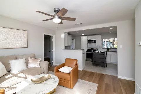 3819 Lovingood Dr, Dallas, TX 75241