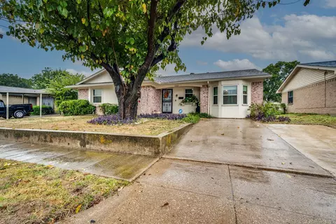 6323 Hidden Trail Dr, Dallas, TX 75241