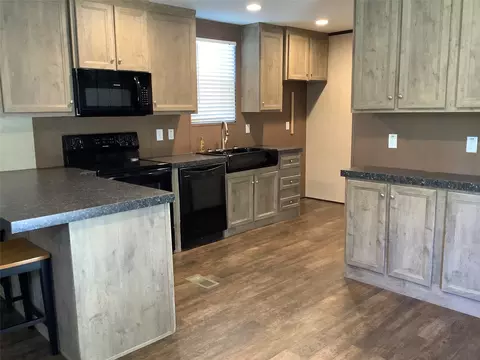 131 Alex Dr, Gloster, LA 71030 photo 3