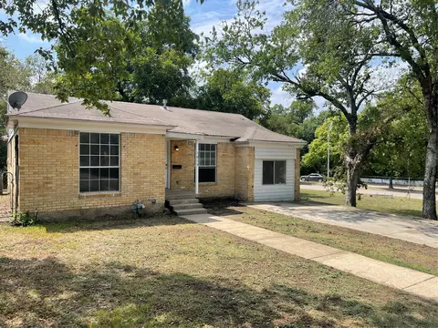 1815 Danube Dr, Dallas, TX 75203