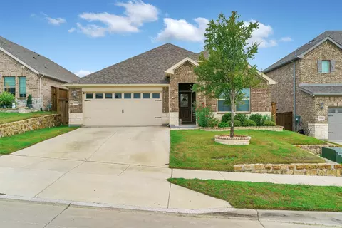 10504 Colina Dr, Fort Worth, TX 76126