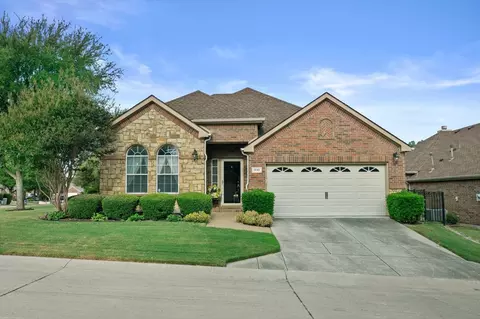 930 Ocean Dr, Fairview, TX 75069