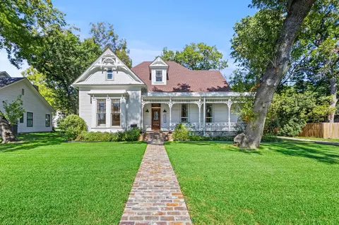 1408 W Main St, Waxahachie, TX 75165
