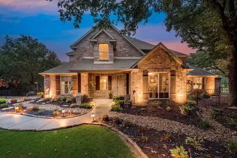 416 Brookside Dr, Lake Dallas, TX 75065