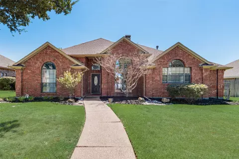 2104 Alto Ave, Carrollton, TX 75007