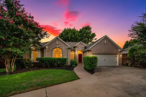 2805 Southwood Ct, Grapevine, TX 76051