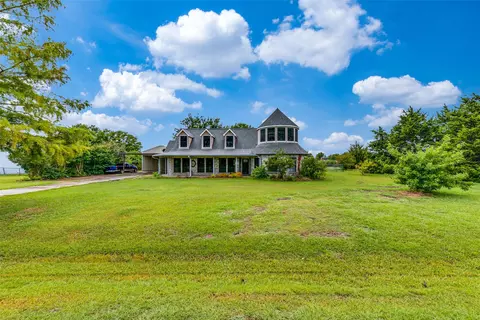 537 Mustang Ct, Lavon, TX 75166