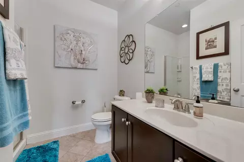 Bath - 923 Brook Forest Ln, Euless, TX 76039 photo 5 of 5