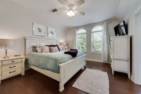 Bedroom - 923 Brook Forest Ln, Euless, TX 76039 photo 1 of 6