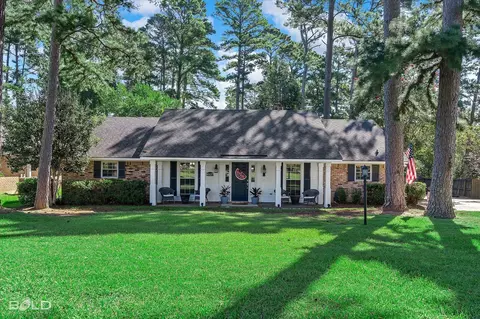 10137 Thornwood Dr, Shreveport, LA 71106