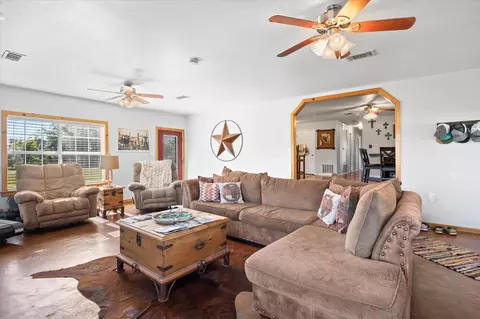 109 W Commerce St, Gustine, TX 76455 photo 10