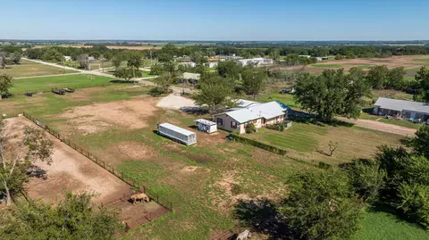 109 W Commerce St, Gustine, TX 76455 photo 28