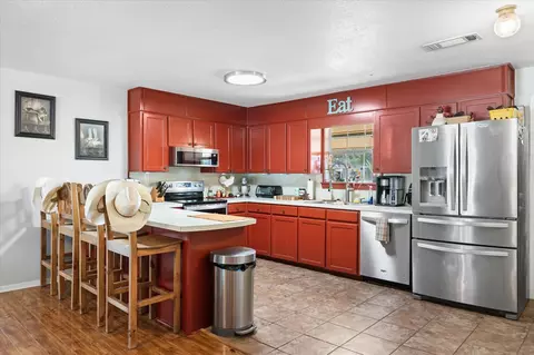 109 W Commerce St, Gustine, TX 76455 photo 6