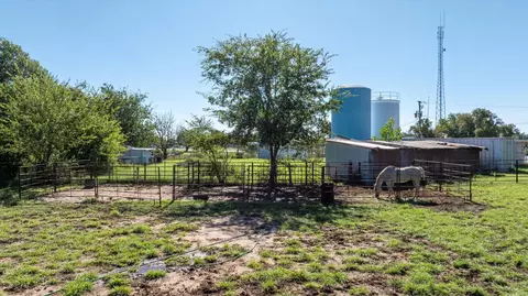 109 W Commerce St, Gustine, TX 76455 photo 30