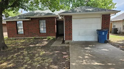 579 Trout St, Rockwall, TX 75032