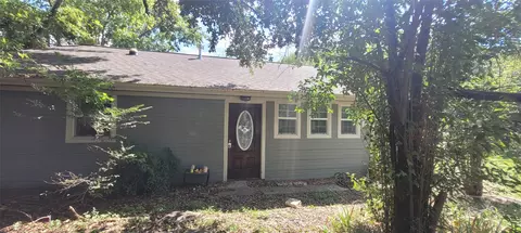 6925 Hatch Rd, Lake Worth, TX 76135