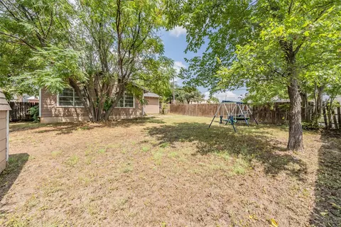 Exterior - 212 E 5th St, Springtown, TX 76082 photo 6 of 14