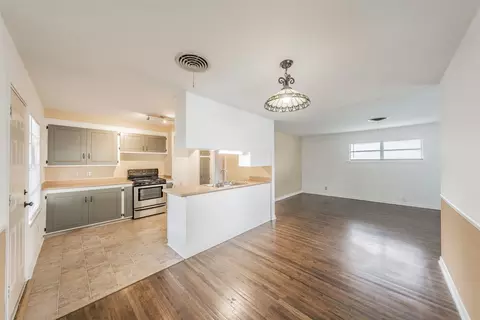 Living - 212 E 5th St, Springtown, TX 76082 photo 6 of 7