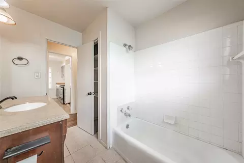 Bath - 212 E 5th St, Springtown, TX 76082 photo 4 of 4
