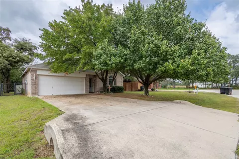 410 Redbud Ln, Tolar, TX 76476