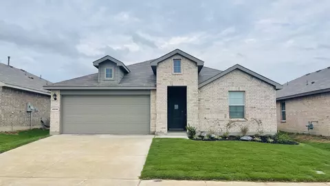 4236 Azam Creek Ln, Crowley, TX 76036
