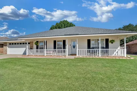 409 Post Oak St, Bossier City, LA 71111