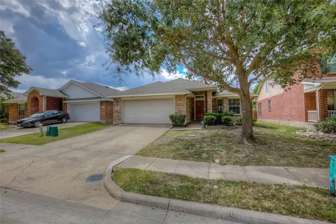 1015 Rumley Rd, Forney, TX 75126