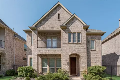 440 Renaissance Ln, Irving, TX 75060