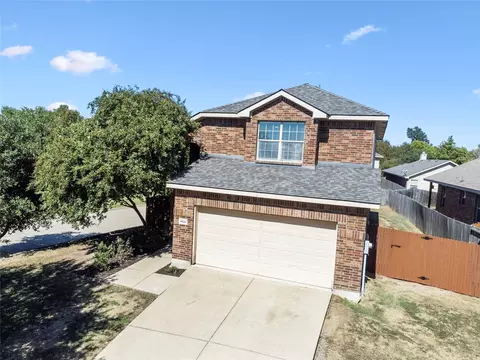 4026 Houston Dr, Heartland, TX 75126