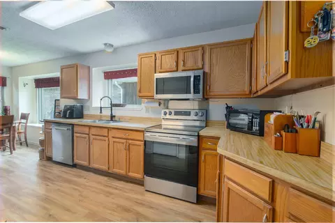 1331 Windmill Ln, Mesquite, TX 75149 photo 11