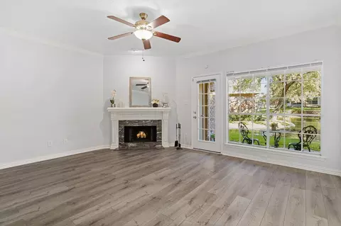 3550 Country Square Dr #303, Carrollton, TX 75006