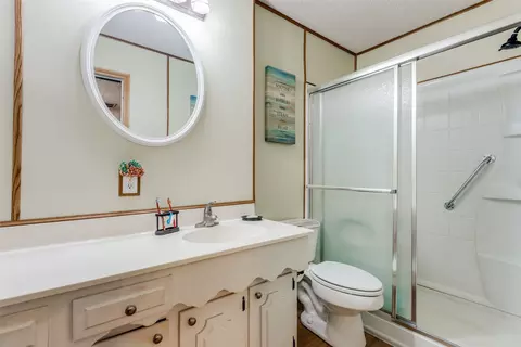 417 E White St, Pilot Point, TX 76258 photo 19