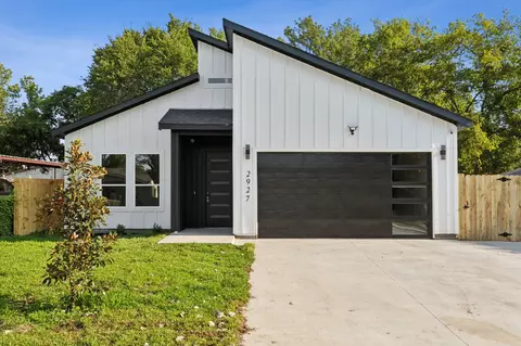 2927 Eagle Dr, Dallas, TX 75216