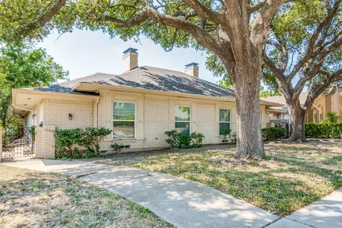 13322 Southview Ln, Dallas, TX 75240