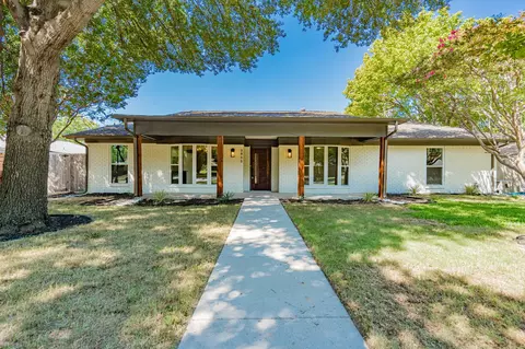 3805 Southridge Dr, Rowlett, TX 75088