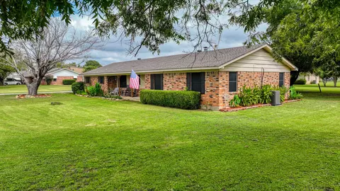 6873 Stephenson Levy Rd, Burleson, TX 76028