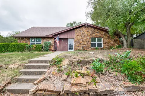 1914 Jamaica Ln, Sherman, TX 75092