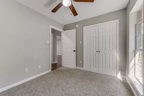 Bedroom - 407 Thomas St, Terrell, TX 75160 photo 6 of 8