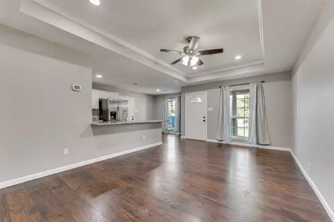 Living - 407 Thomas St, Terrell, TX 75160 photo 3 of 3