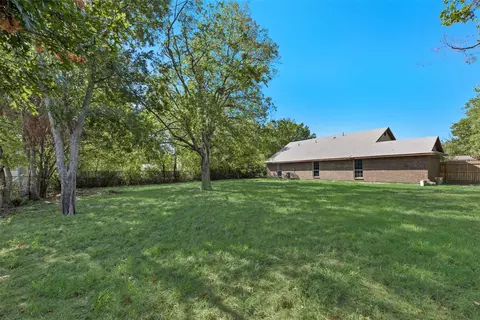 Exterior - 407 Thomas St, Terrell, TX 75160 photo 9 of 10