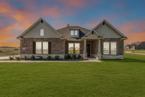 133 Velds Dr, Decatur, TX 76234