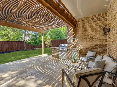 8329 Saint Clair Dr, Mckinney, TX 75071