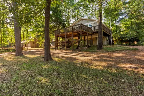 1409 Lakeshore Dr, Hideaway, TX 75771